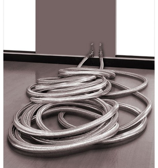 Illustration for article titled Coiled "Garden Hose" Radiator is Versatile, Mobile